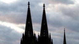 Die Turmspitzen des Kölner Doms