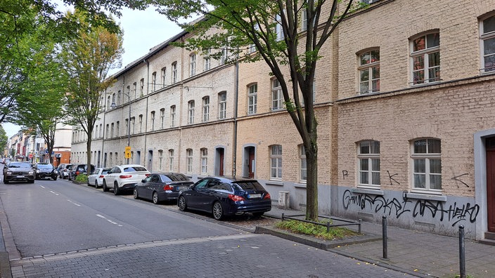 In dem Mehrfamilienhaus in Köln hat der Vermieter die Heizung abgestellt