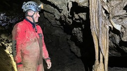 Höhlenforscher in Ennepetal erforschen neue Höhle "Hackerloch" - mit Forscher Stefan Voigt