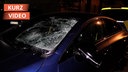 Beschädigtes Auto nach Unfall in Remscheid.