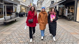 Birgit Schroers, Johanne Struck und Desirée Lukowski in der Bielefelder Innenstadt