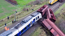 Luftaufnahme der Unfallstelle nach dem Zugunglück