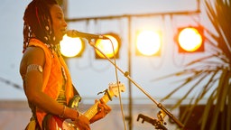 Fatoumata Diawara auf der Bühne