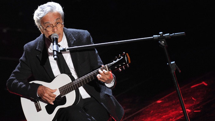 Caetano Veloso live auf der Bühne