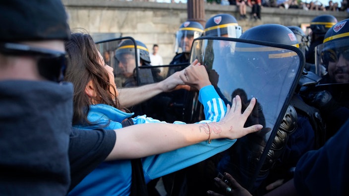 Sukobi demonstranata i policije u Francuskoj, 1. Juli 2023