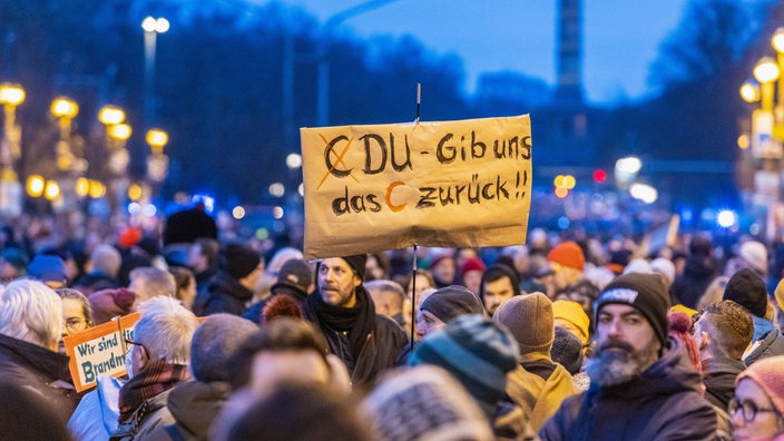 Migrationsdebatte im Bundestag polarisiert Deutschland