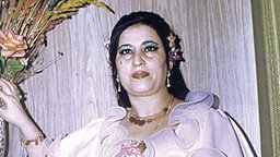  Eyşe Şan