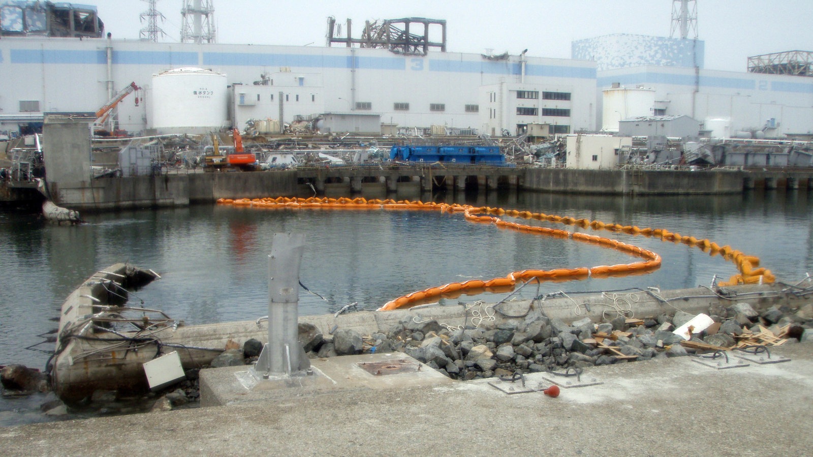 Zerstörtes Atomkraftwerk in Fukushima