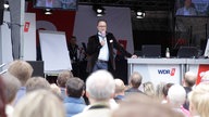 WDR 2 Moderator Uwe Schulz sendet live 2013 aus Bocholt