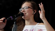 Stefanie Heinzmann beim WDR 2 Sommer Open Air 2012 in Dorsten