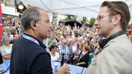 WDR 2 Koch Helmut Gote (links) und Moderator Uwe Schulz