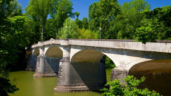 Brücke zur Insel Grafenwerth bei Bad Honnef