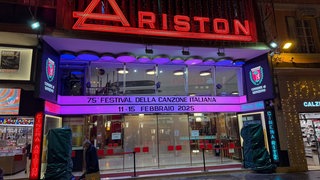 Das Teatro Ariston in der Altstadt von Sanremo.