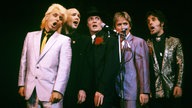 Die Flying Pickets 1984 bei einem Auftritt in London