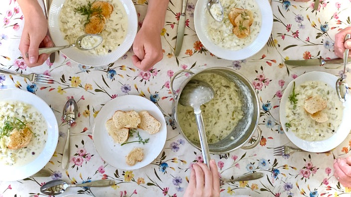 Gurkeneintopf mit Buttermilch