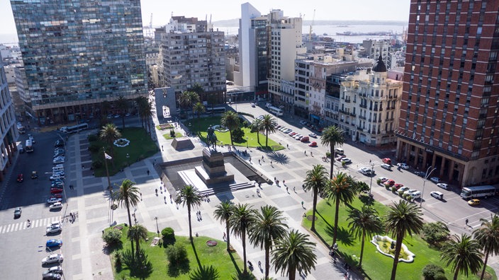 Plaza Independencia in Montevideo, Uruguay