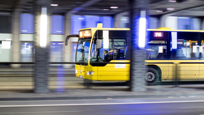 Ein Bus des öffentlichen Nahverkehrs.