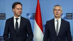 Archivbild: Mark Rutte und Jens Stoltenberg (17.04.2024)