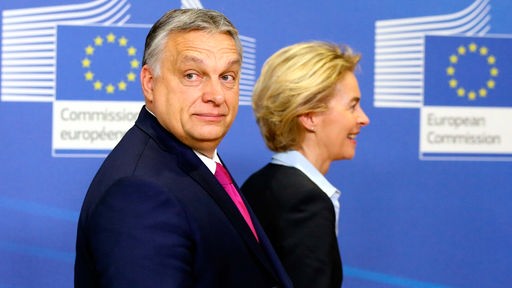Ungarns Ministerpräsident Viktor Orban und EU-Kommissionspräsidentin Ursula von der Leyen 