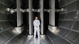 Guido Dietz im European Transonic Windtunnel