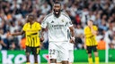 Antonio Rüdiger (Real Madrid) jubelt nach dem Tor zum 2:2 durch Vinicius Junior, im Hintergrund bedröppelte Dortmunder.