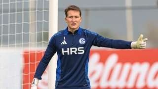 Torwart Ron-Thorben Hoffmann während des Trainingslagers