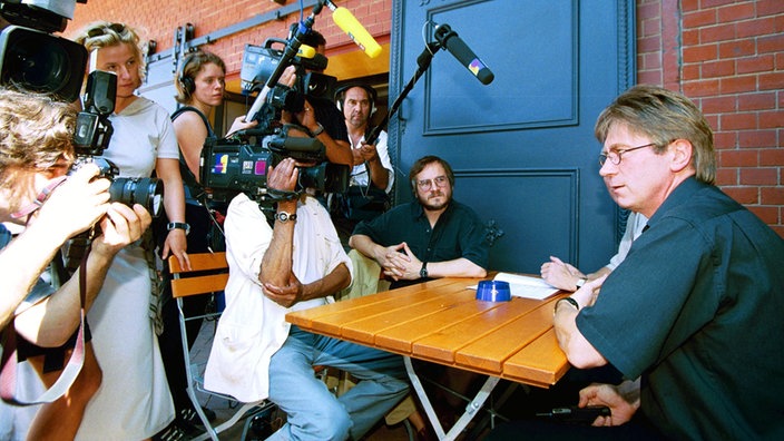 Arno Funke bei Pressekonferenz zur Haftentlassung / 14.08.2000