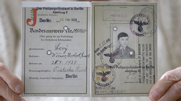 Kinderausweis von Werner Herbert Levy, der 1939 mit einem Kindertransport von Berlin nach London gebracht wurde