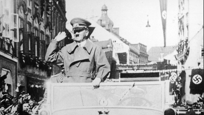 Hitler fährt durch Wien (1938)