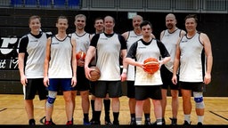 Basketballer aus Essen-Werden: Spenden statt Wichteln 