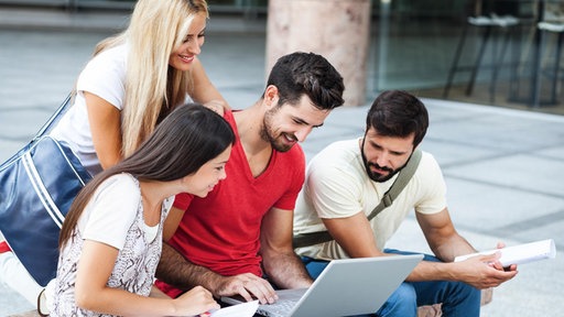 Studenten am Computer