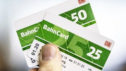 Auf dem Bild ist die Bahncard 25 zu sehen.