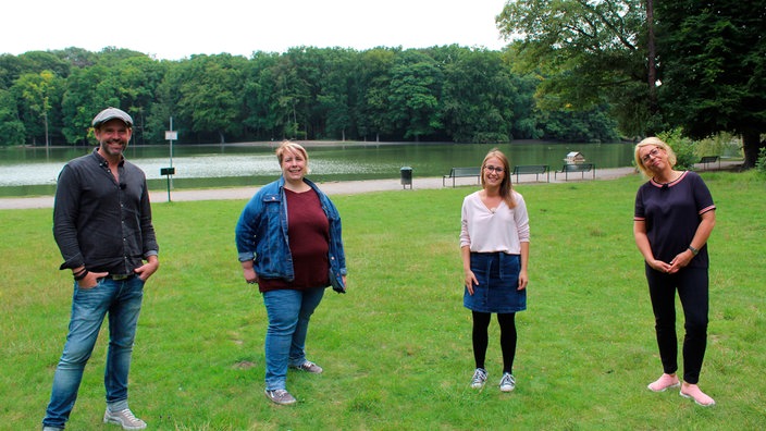 Das Bild zeigt Dr. Esser (l) gemeinsam mit Chefarzt Dr. Clemens Boehle.